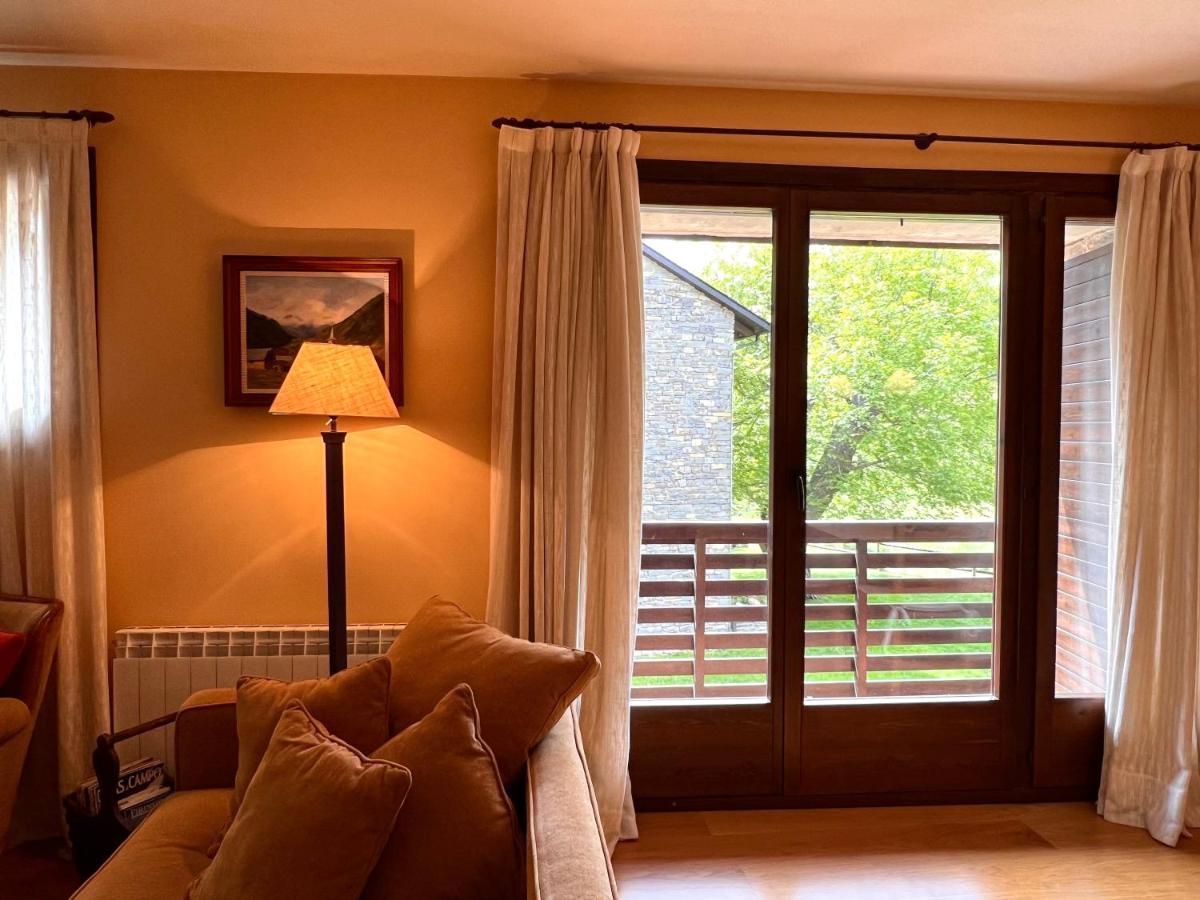 Apartament De La Vall Ferrera - L'Amfitriona Àreu Exterior foto