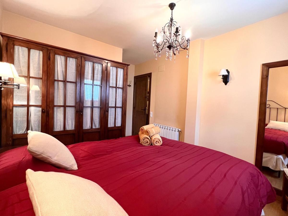 Apartament De La Vall Ferrera - L'Amfitriona Àreu Exterior foto